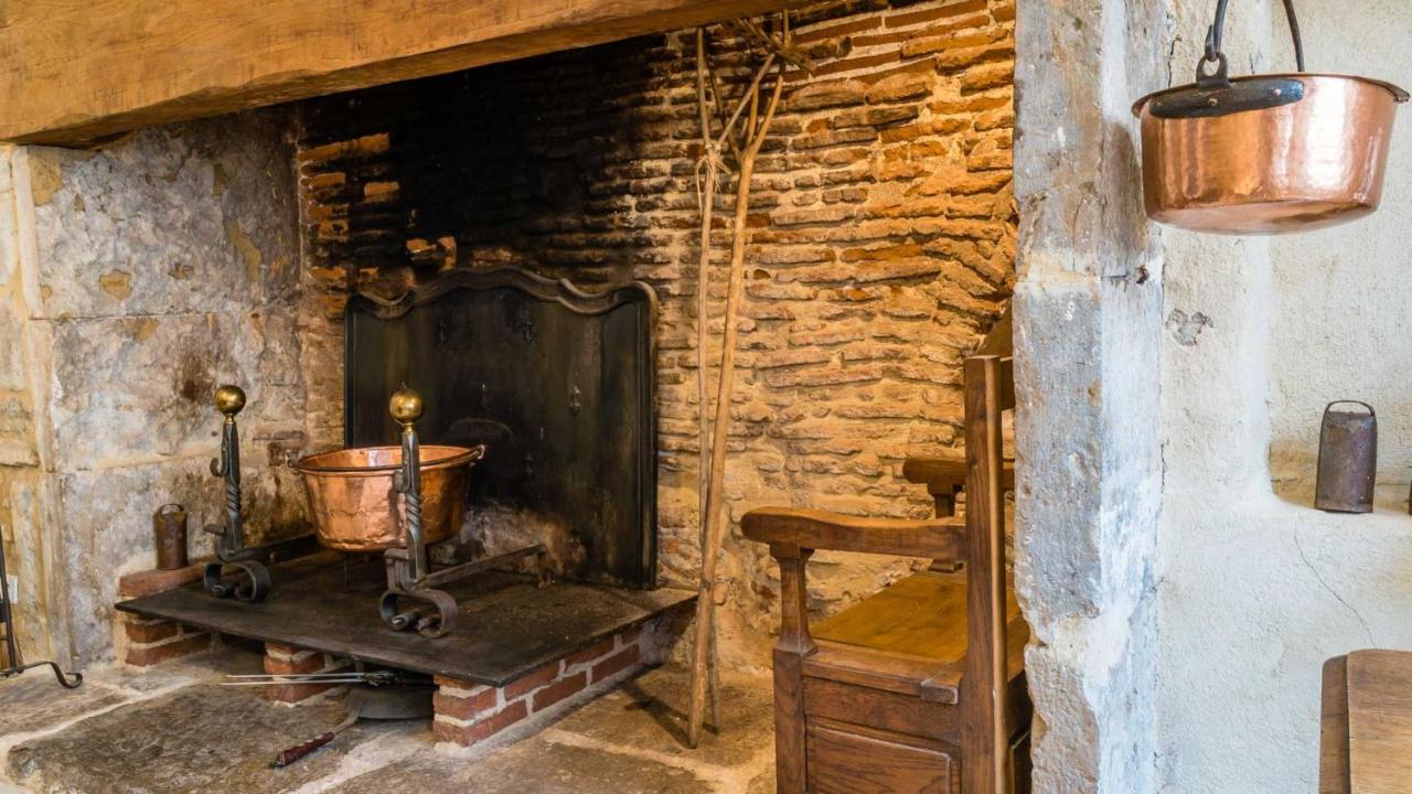Maison Pierre Loti, Gite Historique Et Spacieux En Vallee De La Dordogne Bretenoux Exterior foto